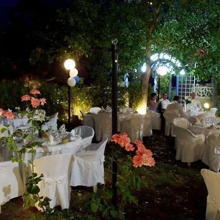 فندق Philippion 3*